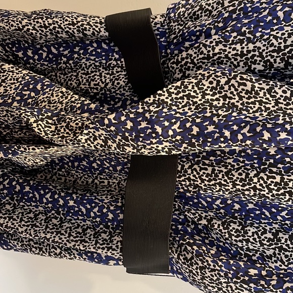 BCBGeneration belted dress - Picture 3 of 5